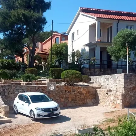 Huljic Apartment *
